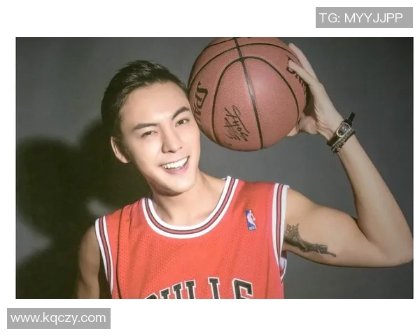 韩国女星热议足球明星魅力背后的故事与生活点滴