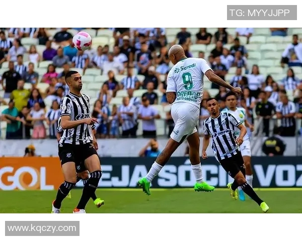 高清帅气足球明星壁纸精选让你随时感受运动激情与魅力风采 高清帅气足球明星壁纸精选让你随时感受运动激情与魅力风采